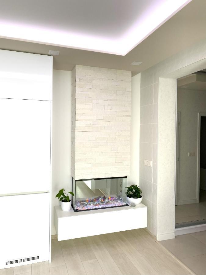 Die Eleganz - Apartment Near The City Center With Free Parking 布拉迪斯拉发 外观 照片