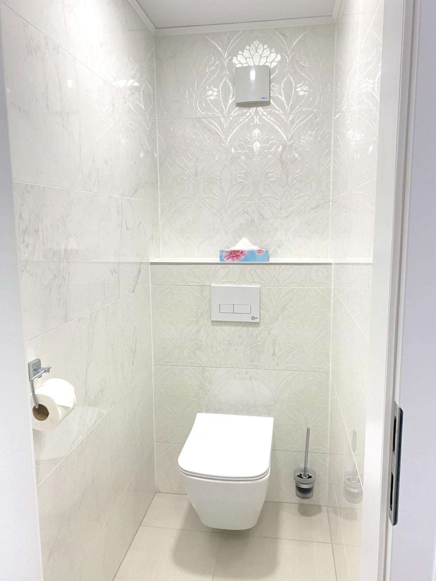 Die Eleganz - Apartment Near The City Center With Free Parking 布拉迪斯拉发 外观 照片